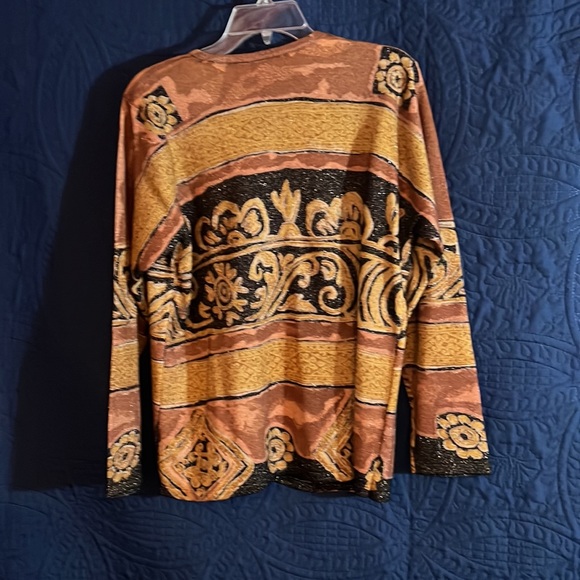 VINTAGE IN KNIT size large sweater buttons in front absolutely gorgeous - Picture 5 of 6